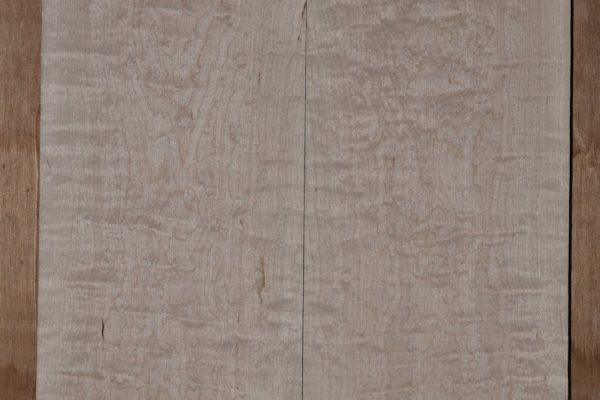 AA-Q-1 ACERO AMERICANO QUILTED (HARD ROCK MAPLE) 54 x 20,5 x 0,65 - € 90
