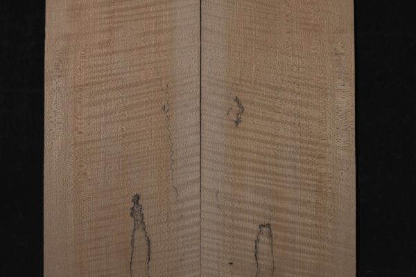 AE-M-17 ACERO EUROPEO MAREZZATO / SPALTED 55 x 17,5 x 1,6 CM - € 90